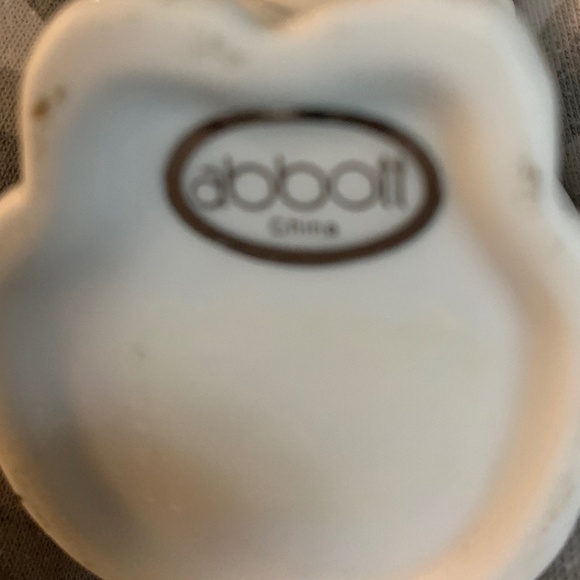 Abbott elephant mini creamer. - Picture 4 of 4